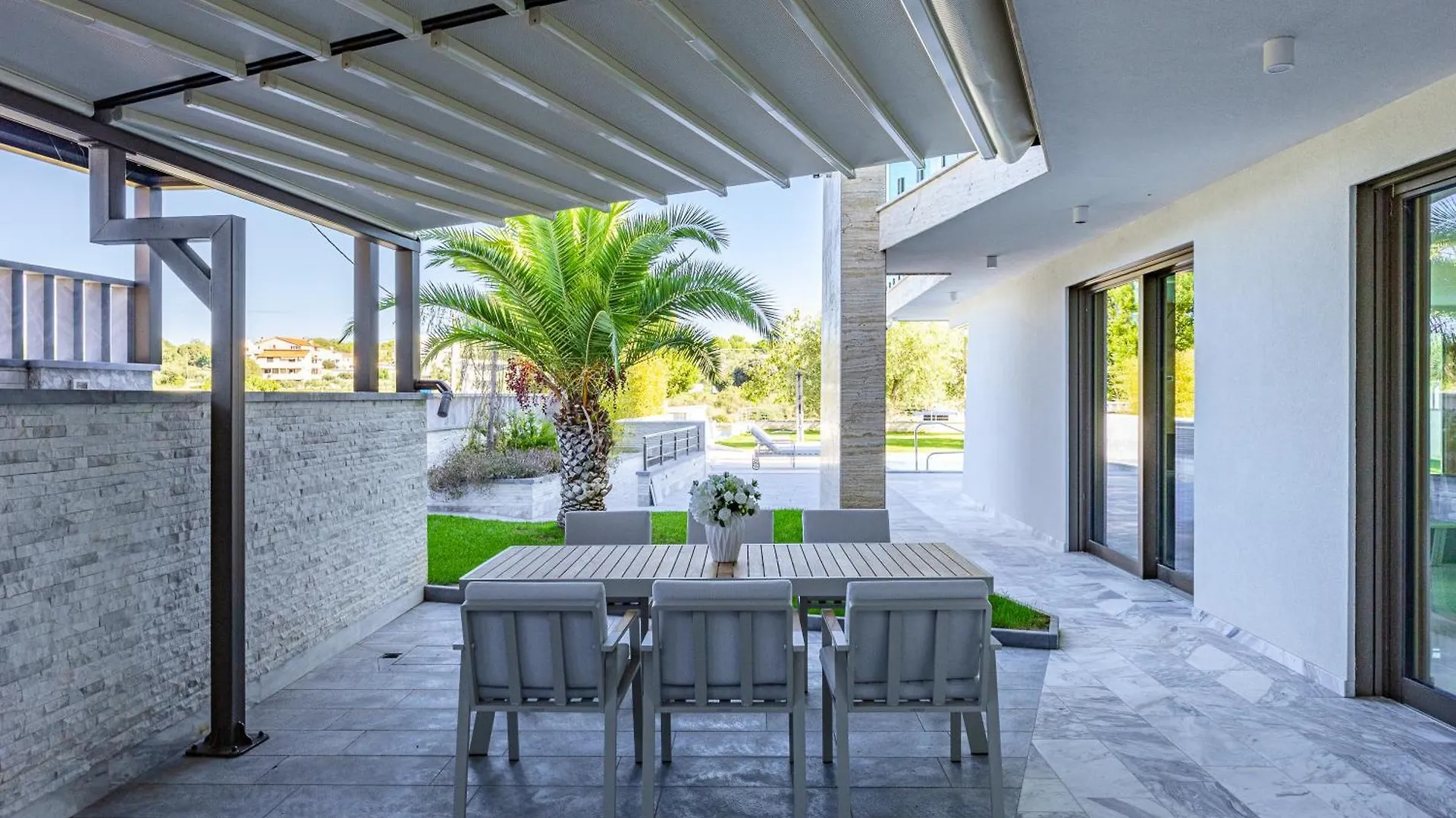 Luxury Villa Con Brio Pomer