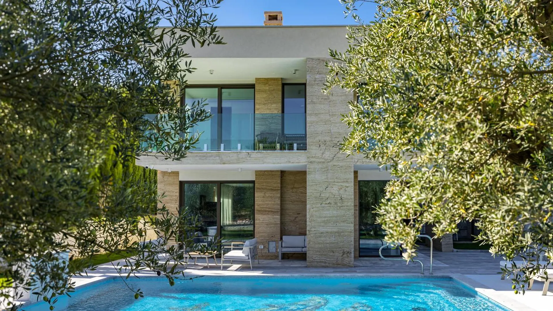 Luxury Villa Con Brio Pomer